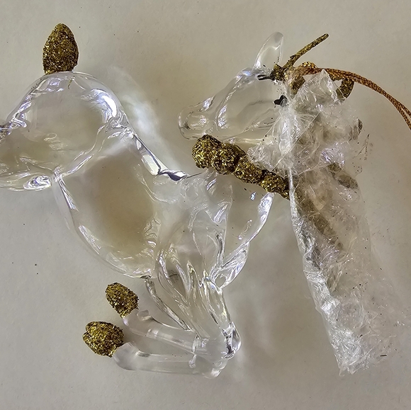 🫎 Clear Reindeer Ornament - Picture 5 of 10